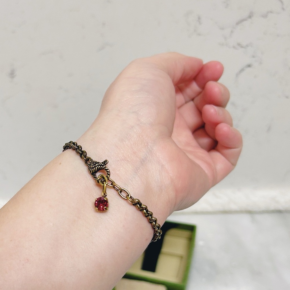 Authentic Gucci Antique Gold Plated Crystal Embellished GG Chain Bracelet - Picture 6 of 15